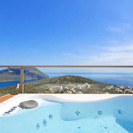 3 Bedroom Seaview Luxury In カルカン